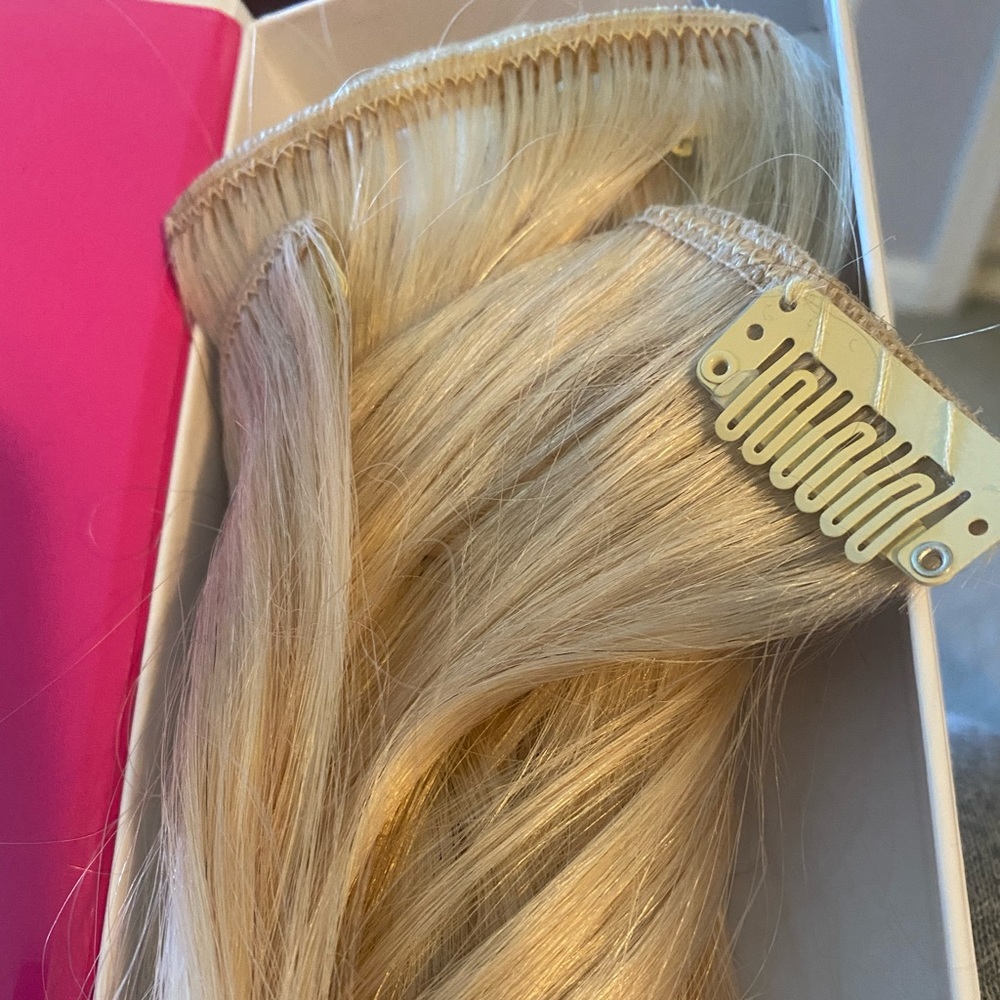 Donna Bella hair extensions